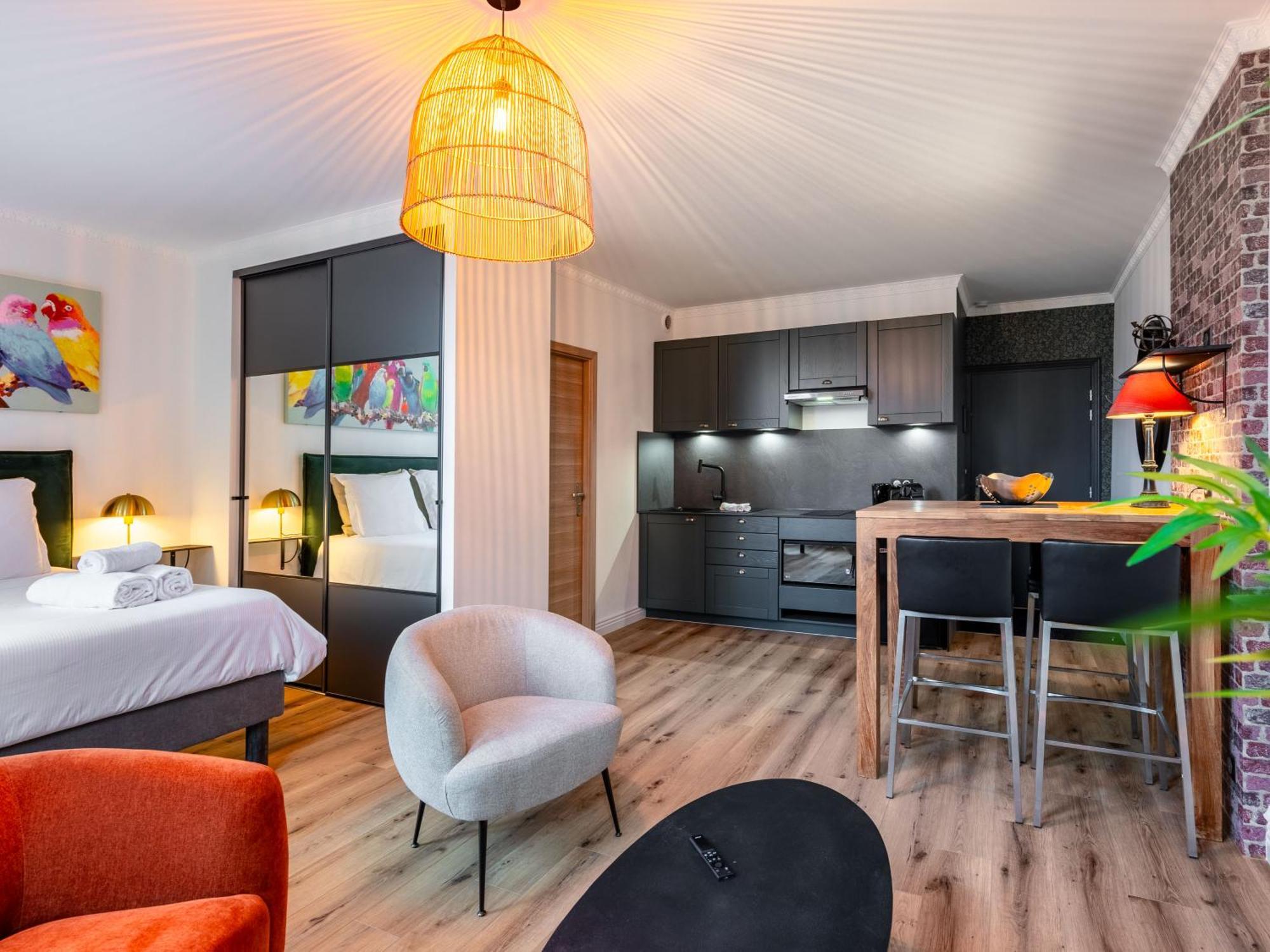 Le Relais Ducal - Appartements D'Hotes Vieille Ville Nancy Bagian luar foto