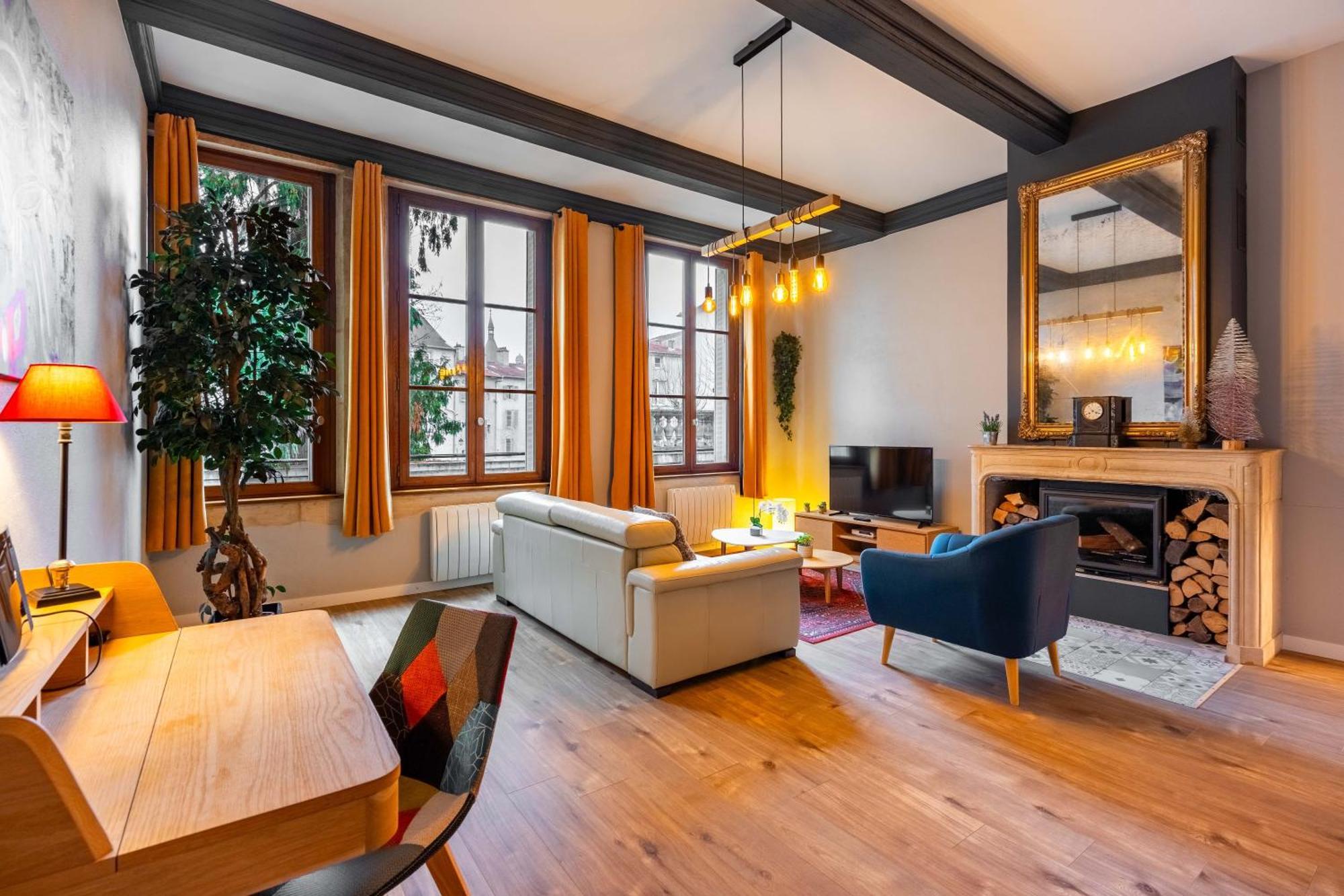 Le Relais Ducal - Appartements D'Hotes Vieille Ville Nancy Bagian luar foto