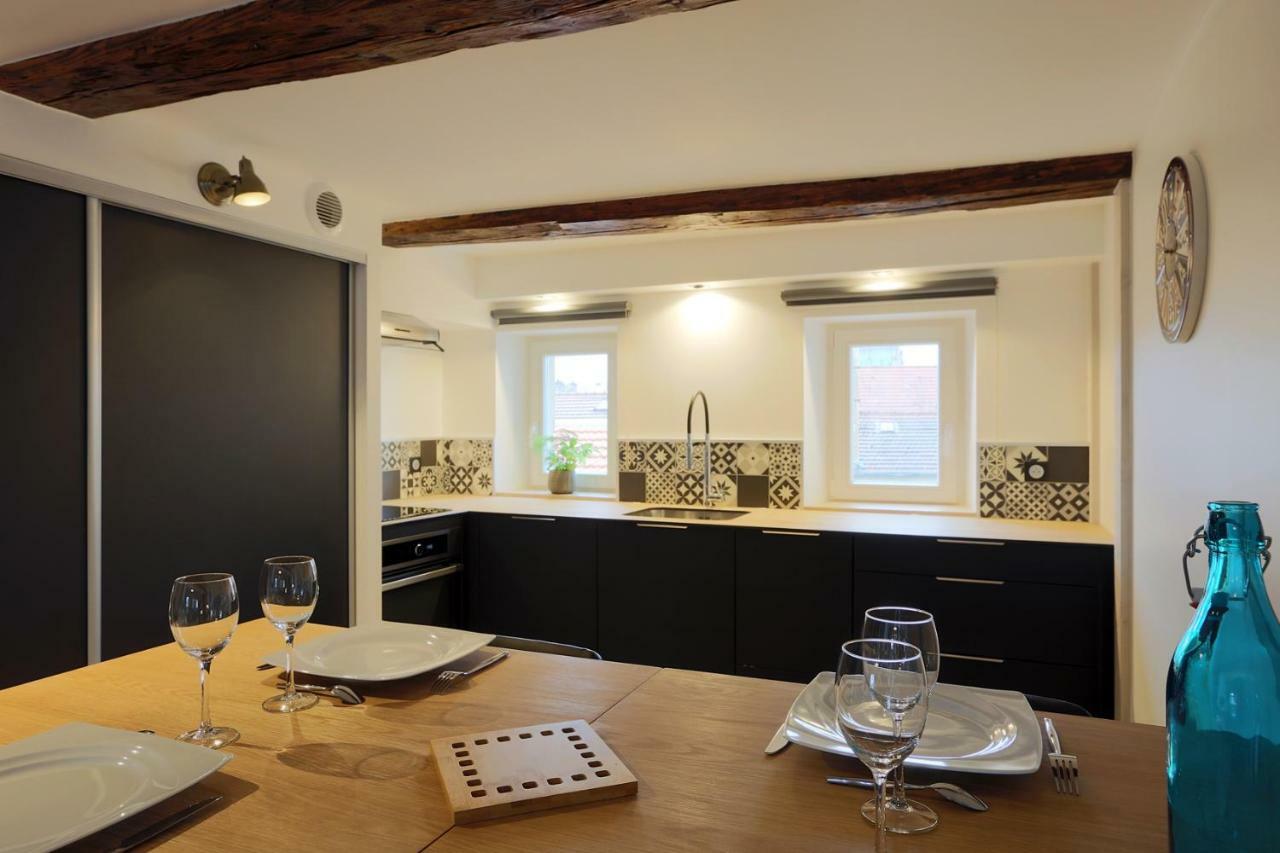Le Relais Ducal - Appartements D'Hotes Vieille Ville Nancy Bagian luar foto