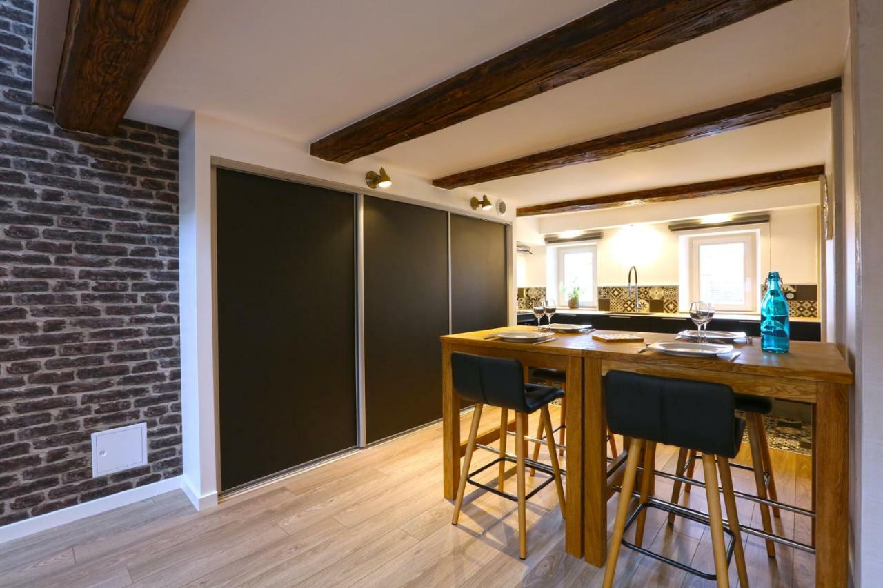 Le Relais Ducal - Appartements D'Hotes Vieille Ville Nancy Bagian luar foto